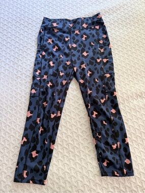 POP Fit Navy Leggings with Pink and Black Leopard Print